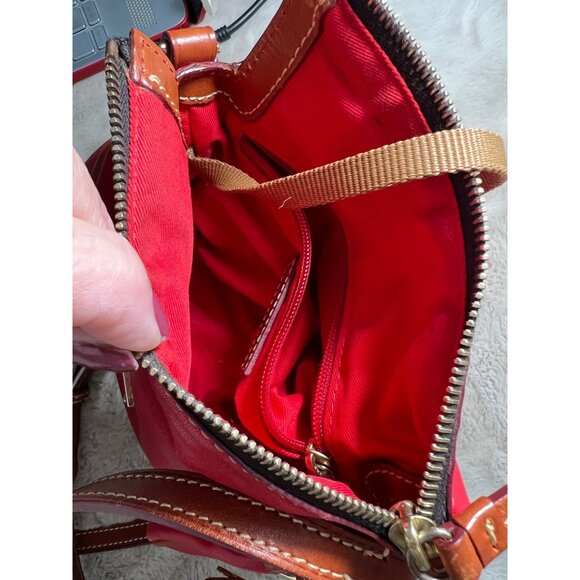 Dooney & Bourke Red Leather Crossbody Bag W/ Tassels Adjustable Strap Boutique - Picture 13 of 15